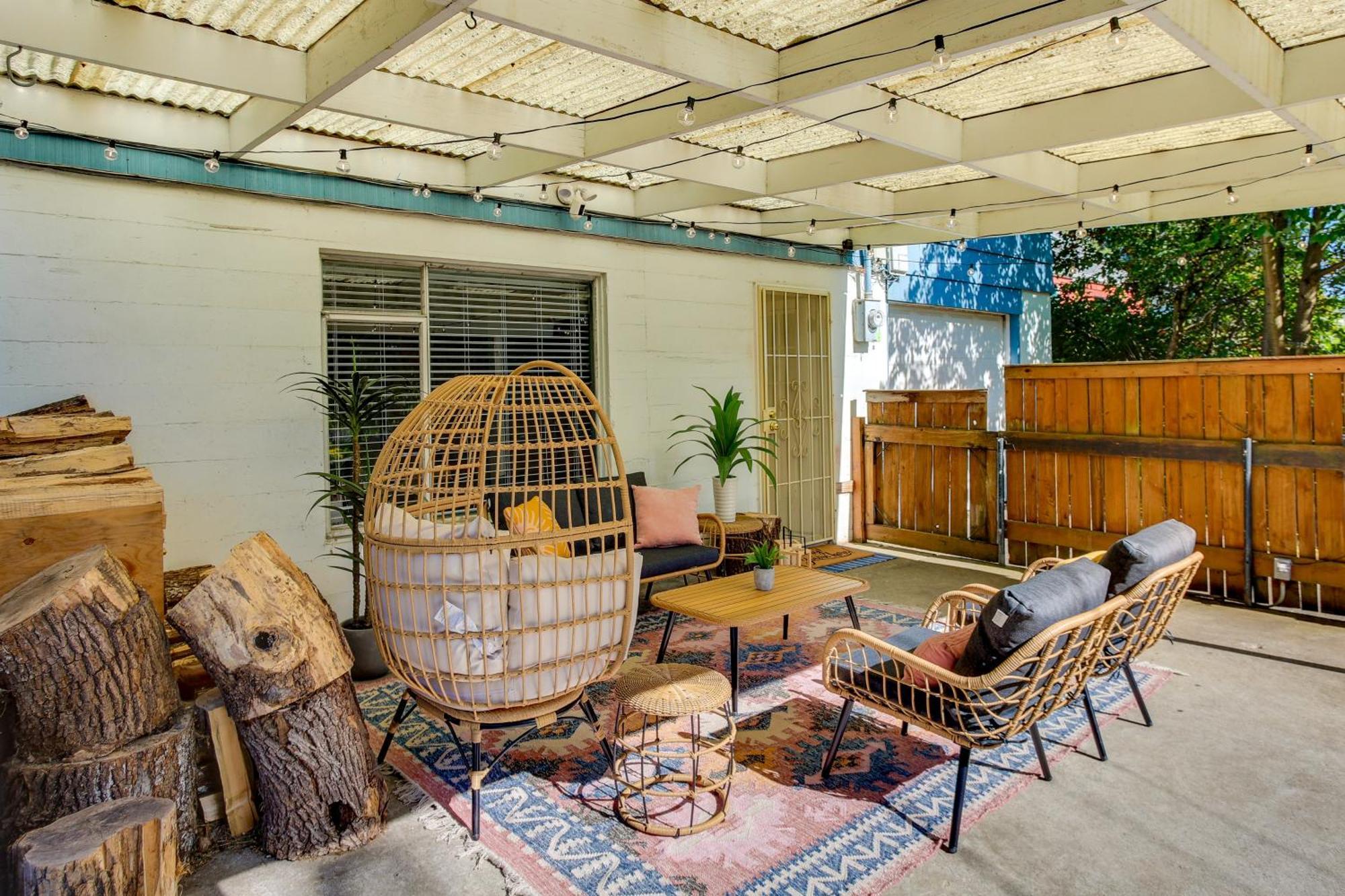 Updated Tacoma Home With Fire Pit! Exterior foto